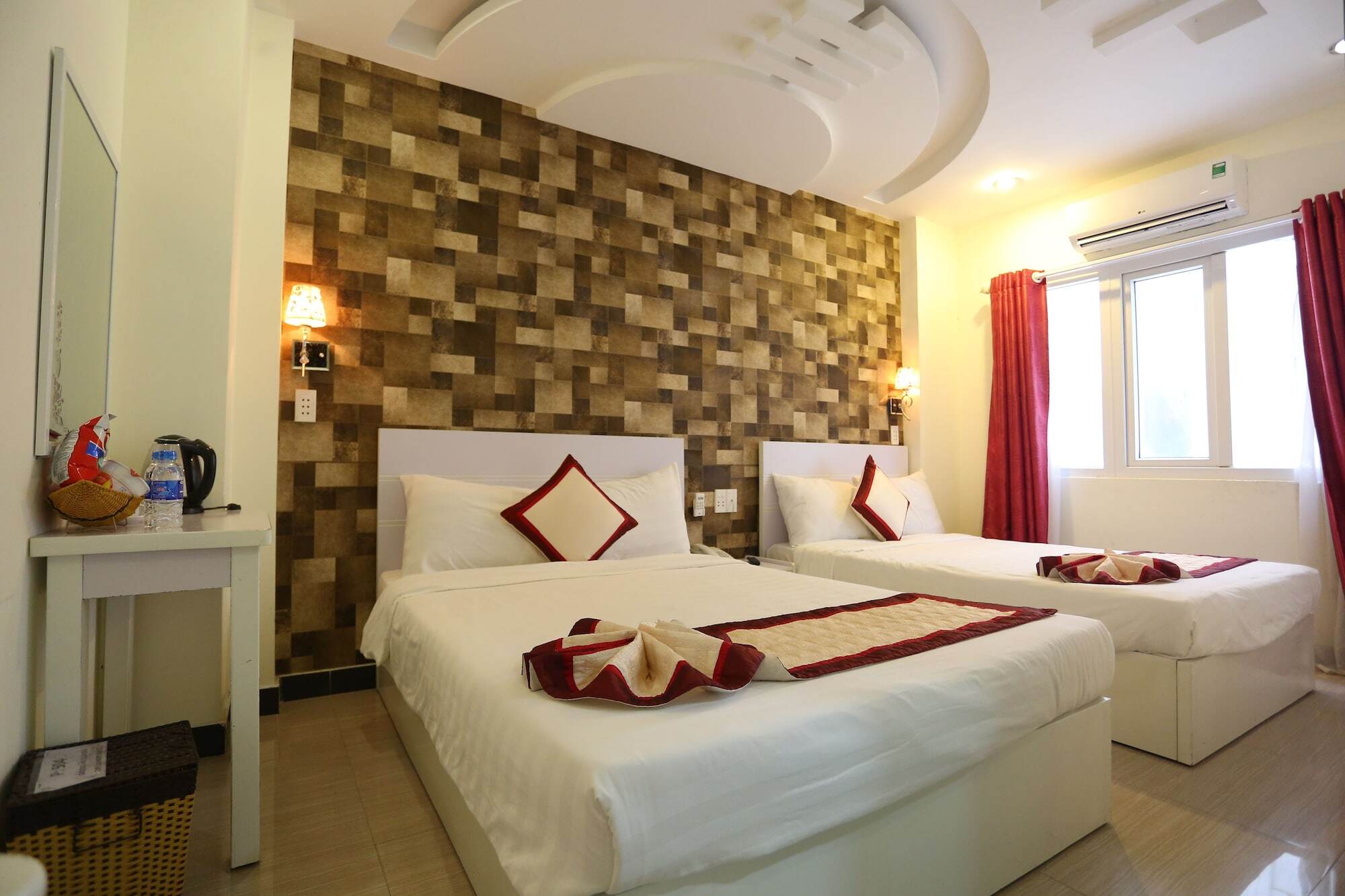 Minh Hoang Hy Hotel Дананг Екстер'єр фото